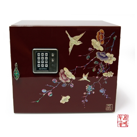 Lacquerware jewelry safe-type box inlaid with mother-of-pearl (Round-shape case)  Made in Korea